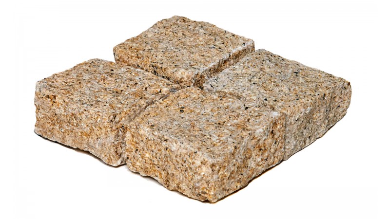 Hand Cut Golden Granite Cobbles (100x100x50mm) Hand Cut Golden Granite Cobbles (100x100x50mm)